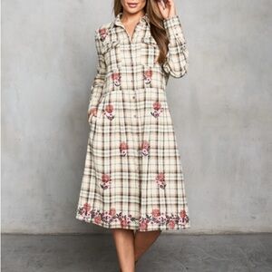 Elegant Cream and Pink Plaid Long Sleeve Dress